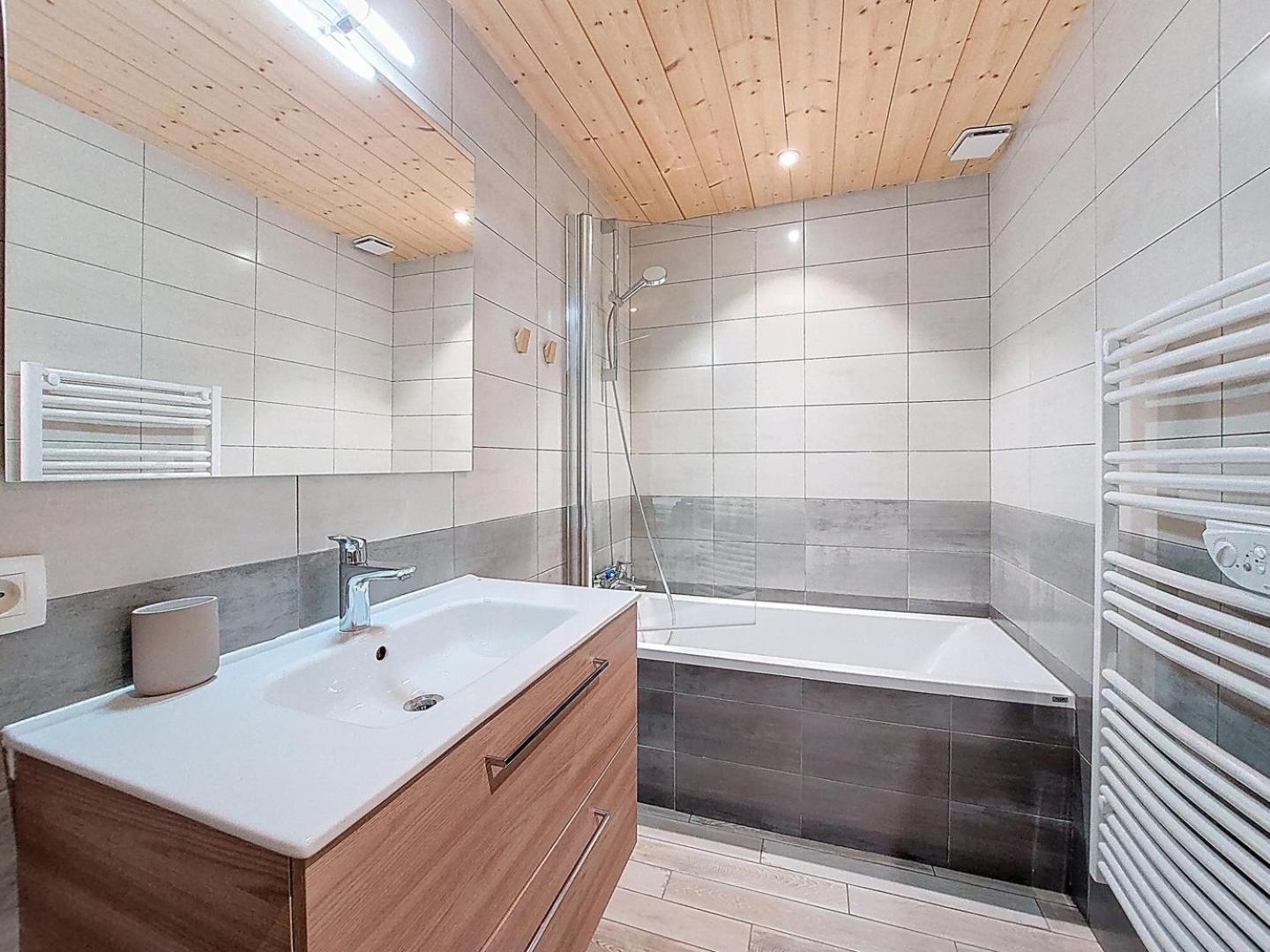 Appartement-3-Chambres-8-Couchages-Wifi-Montriond-Chebourins Exterior photo
